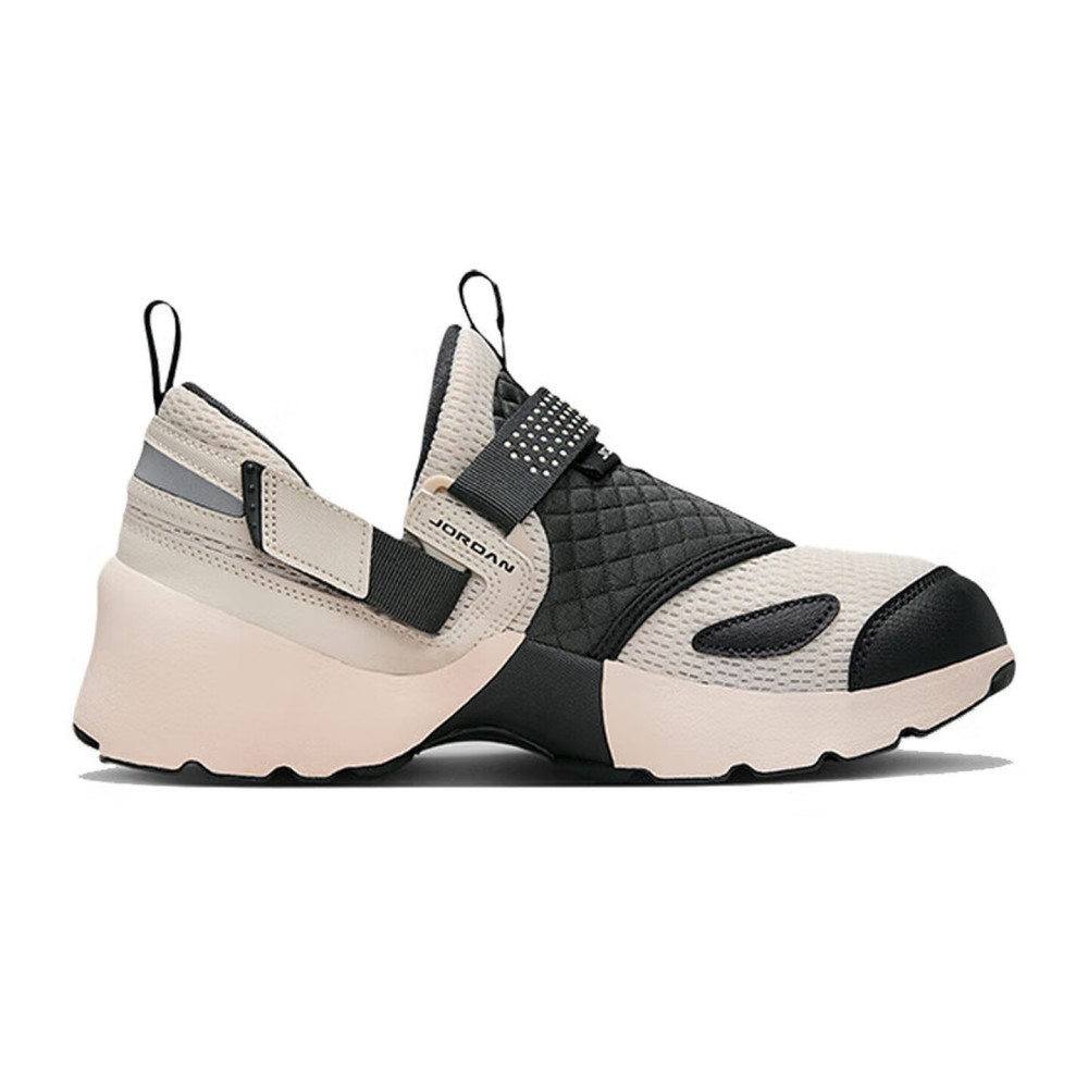 Nike TRUNNER LX: scarpe da cor - Women Shoes Nike recensione e prezzo