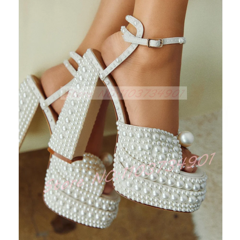 Sandali con plateau con perle  - Square Toe Mule recensione e prezzo