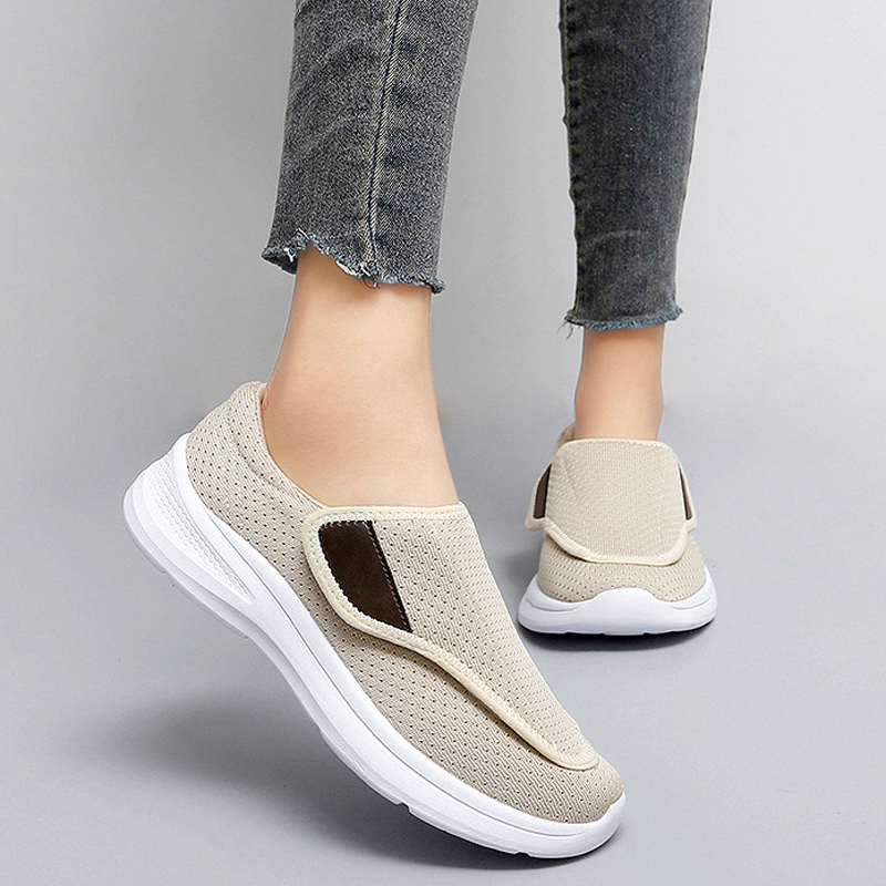Nuove scarpe basse leggere da  - Women'S Shoes For Wide Feet recensione e prezzo